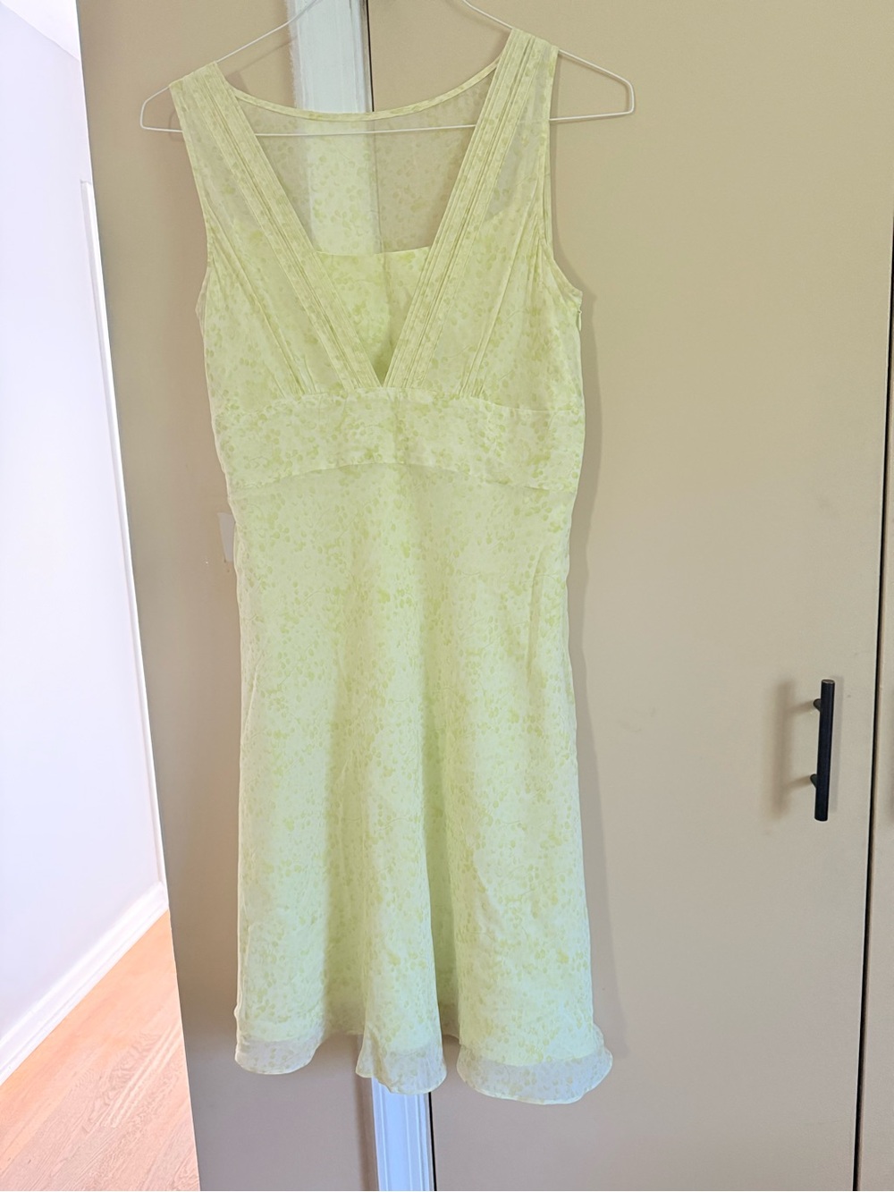 Ann Taylor Pale Yellow/ Chartreuse Floral Midi Dress Size 10P
